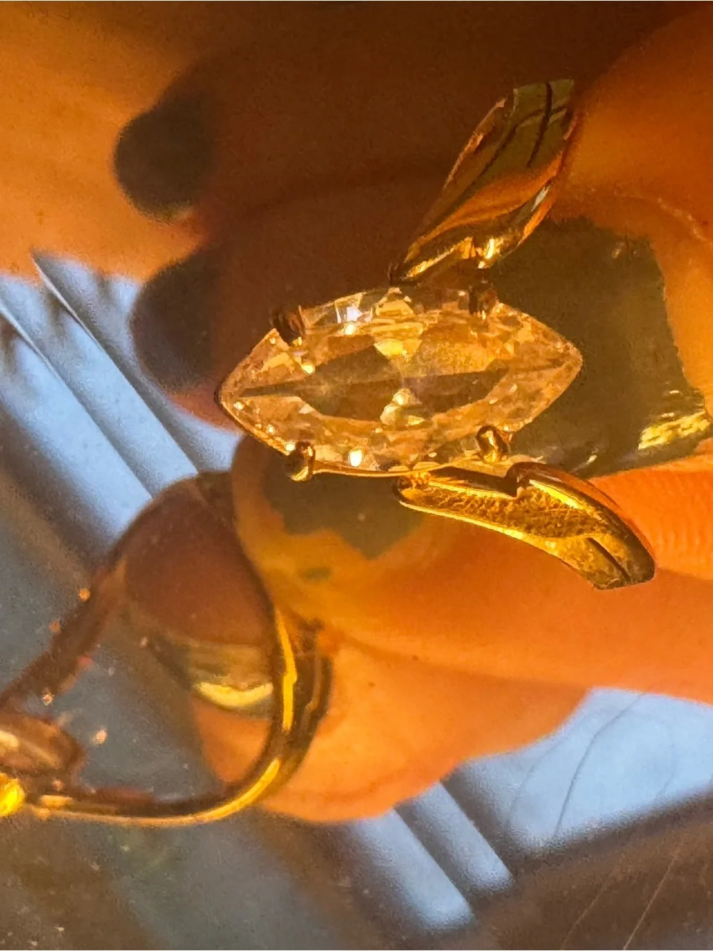Elegant Gold-Tone Marquise Crystal Pendant Necklace - Women Jewelry
